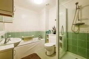 BATHROOM- click for photo gallery
